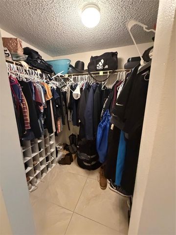 7173 Orange Drive 110B, Davie, FL 33314