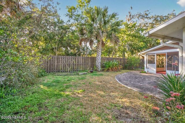 1636 LOWER 4TH Avenue N, Jacksonville Beach, FL 32250