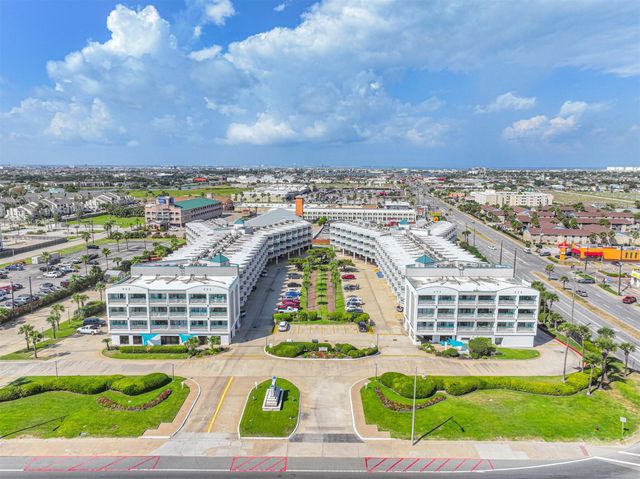 6102 Seawall Boulevard 208, Galveston, TX 77551