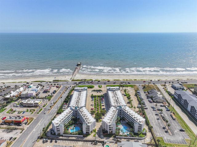 6102 Seawall Boulevard 208, Galveston, TX 77551