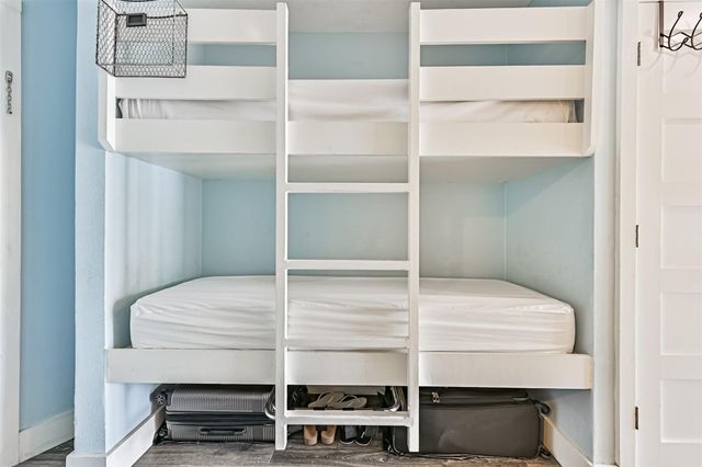 6102 Seawall Boulevard 208, Galveston, TX 77551