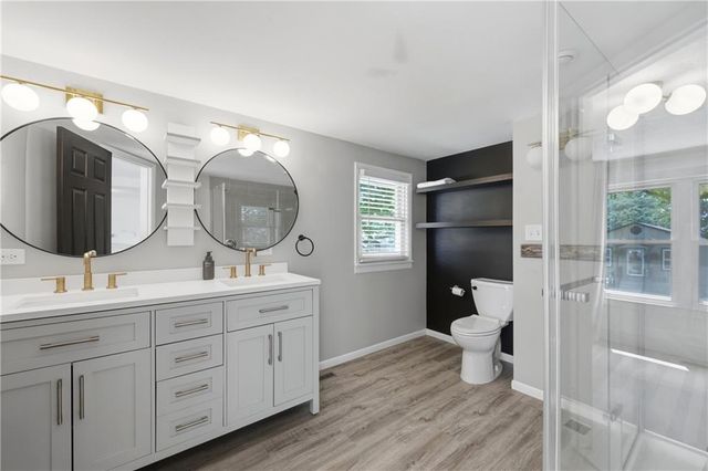 405 SW 16th Street, Blue Springs, MO 64015