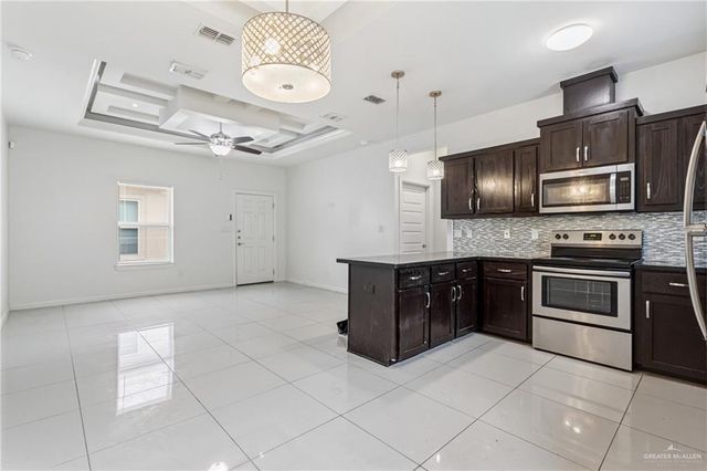 905 E Myrtle Beach Avenue, Mcallen, TX 78503