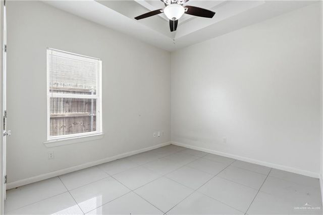 905 E Myrtle Beach Avenue, Mcallen, TX 78503
