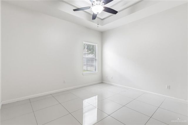 905 E Myrtle Beach Avenue, Mcallen, TX 78503