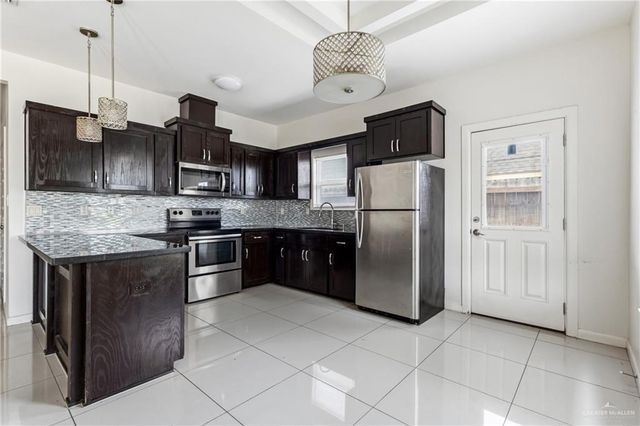 905 E Myrtle Beach Avenue, Mcallen, TX 78503