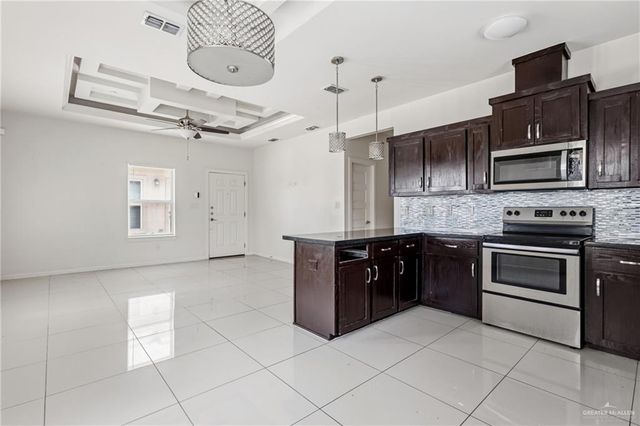 905 E Myrtle Beach Avenue, Mcallen, TX 78503