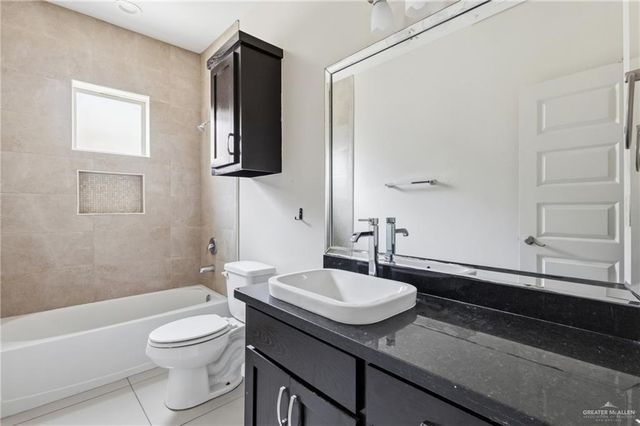 905 E Myrtle Beach Avenue, Mcallen, TX 78503
