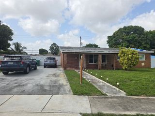 1225 NW 192nd St, Miami Gardens, FL 33169
