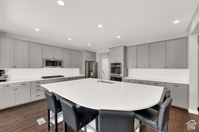 94 E BROXBURN WAY, Tooele, UT 84074