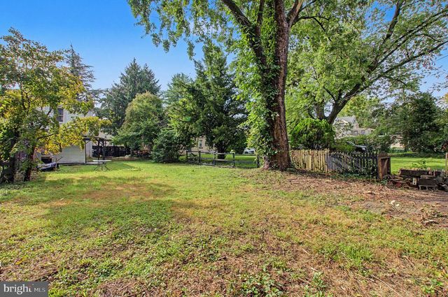 7830 OLD YORK RD, Elkins Park, PA 19027