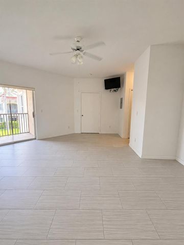 9989 Perfect Drive 100, Port St. Lucie, FL 34986