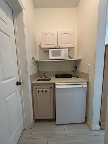 9989 Perfect Drive 100, Port St. Lucie, FL 34986