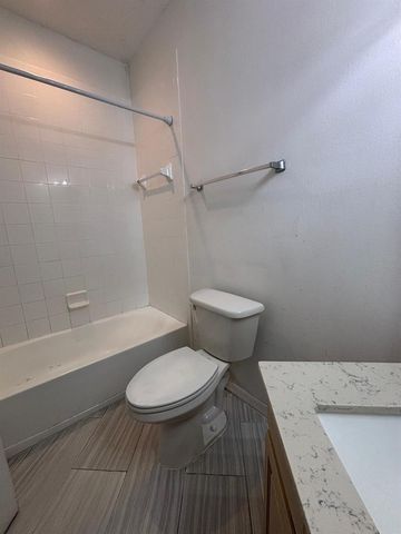 9989 Perfect Drive 100, Port St. Lucie, FL 34986