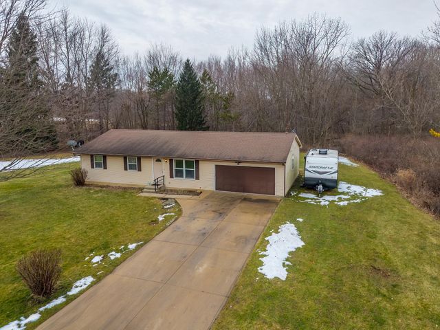 305 N Meadow Lane, Kendallville, IN 46755