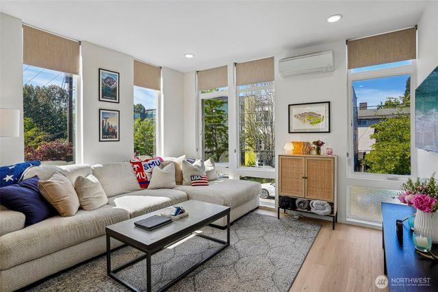 2609 SW Nevada Street, Seattle, WA 98126