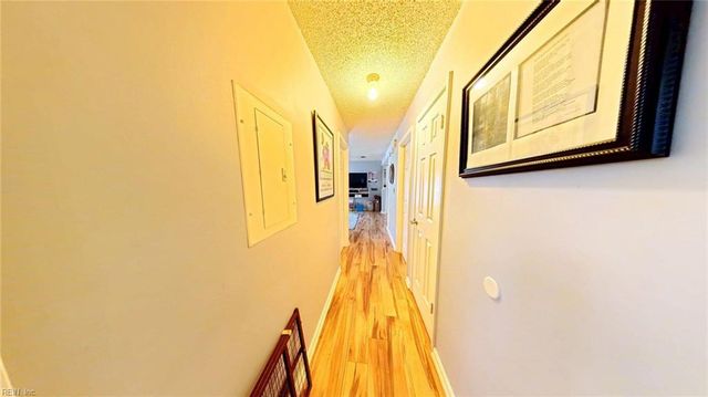 528 Rainbow Ct Unit 103, Newport News, VA 23608