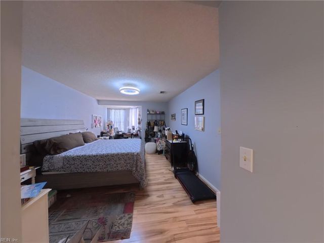 528 Rainbow Ct Unit 103, Newport News, VA 23608