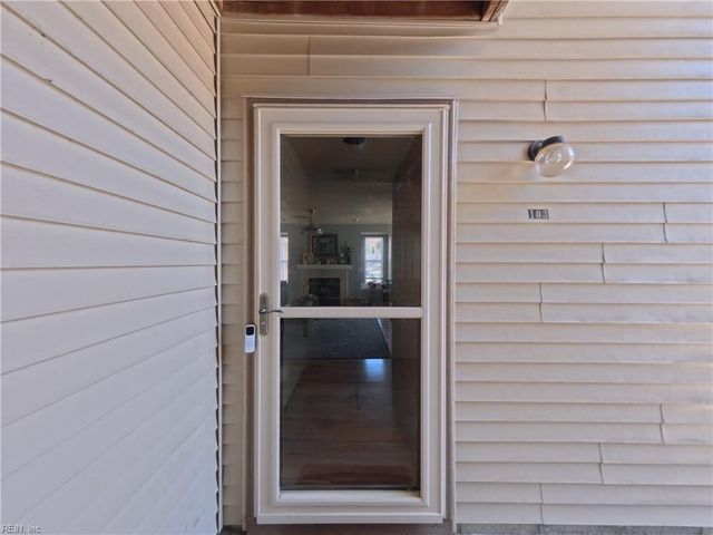 528 Rainbow Ct Unit 103, Newport News, VA 23608