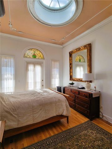 92 Pelham Street 1, Newport, RI 02840