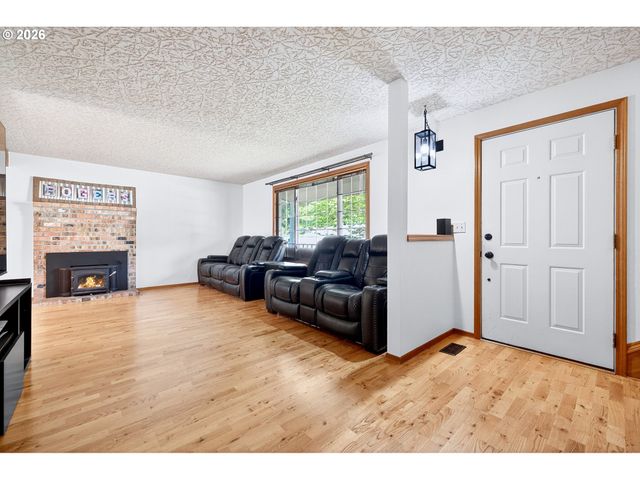1438 Ne STILE Dr, Hillsboro, OR 97124