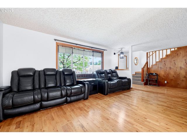 1438 Ne STILE Dr, Hillsboro, OR 97124