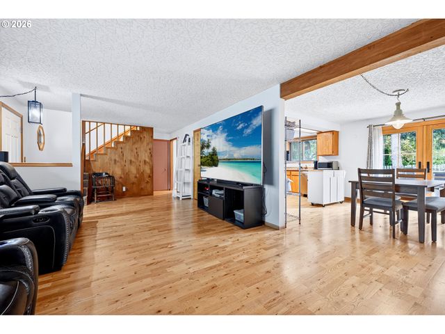 1438 Ne STILE Dr, Hillsboro, OR 97124