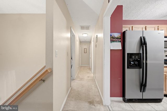 461 ROME BEAUTY DR, Linden, VA 22642