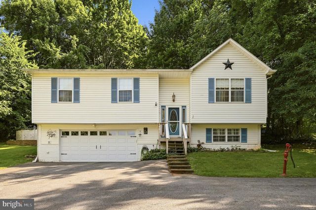 461 ROME BEAUTY DR, Linden, VA 22642