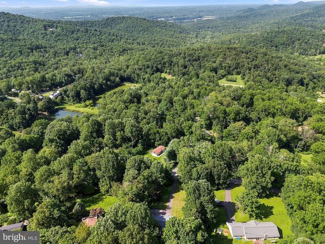 461 ROME BEAUTY DR, Linden, VA 22642