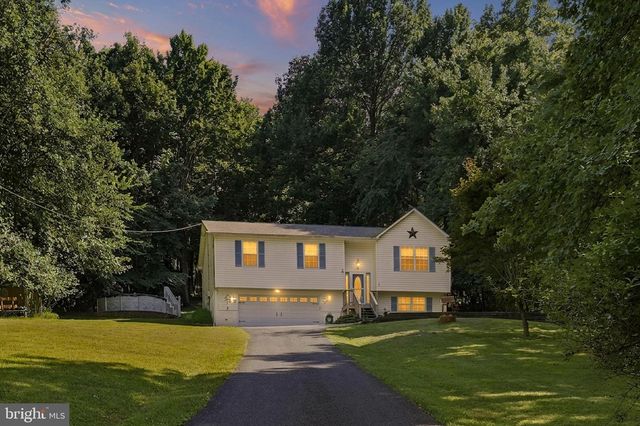 461 ROME BEAUTY DR, Linden, VA 22642