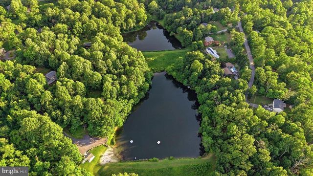461 ROME BEAUTY DR, Linden, VA 22642