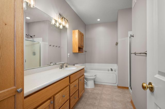 17862 38th Avenue N, Plymouth, MN 55446