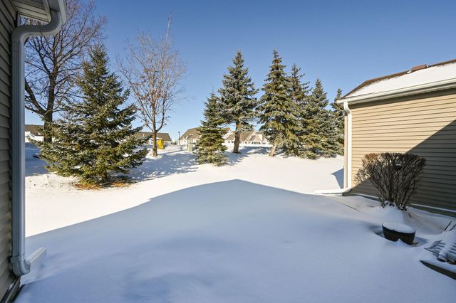 17862 38th Avenue N, Plymouth, MN 55446