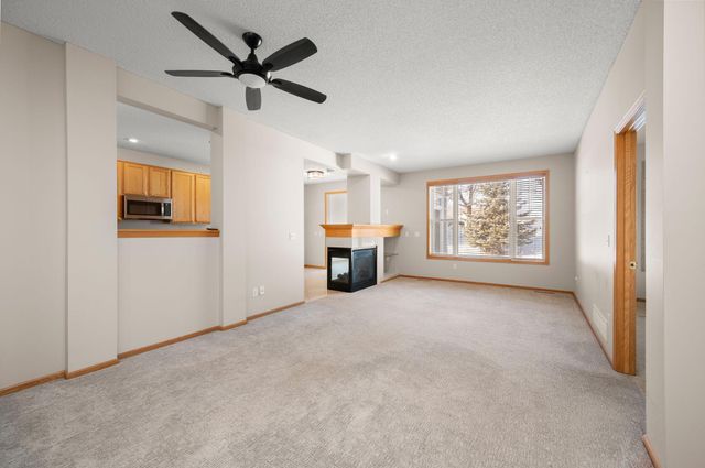 17862 38th Avenue N, Plymouth, MN 55446