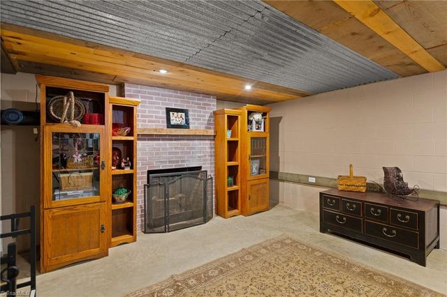 3836 Old Lexington Road, Winston-salem, NC 27107