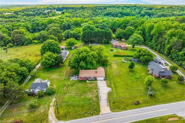 3836 Old Lexington Road, Winston-salem, NC 27107