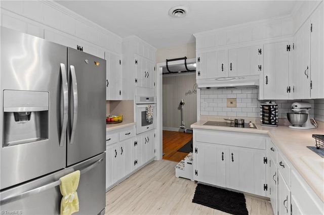 3836 Old Lexington Road, Winston-salem, NC 27107