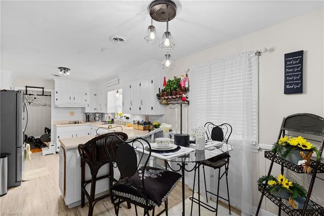 3836 Old Lexington Road, Winston-salem, NC 27107