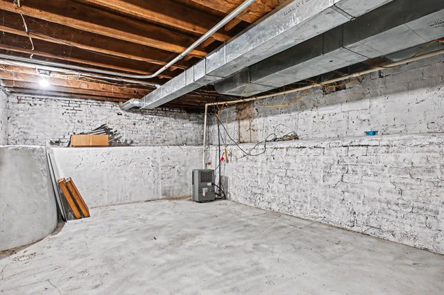 115 Mcclung Road, La Porte, IN 46350