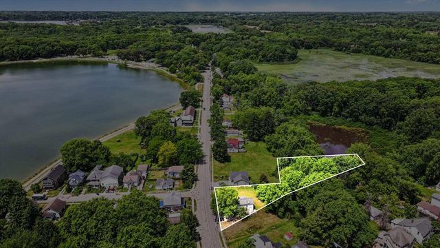 115 Mcclung Road, La Porte, IN 46350