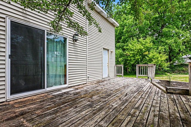 115 Mcclung Road, La Porte, IN 46350