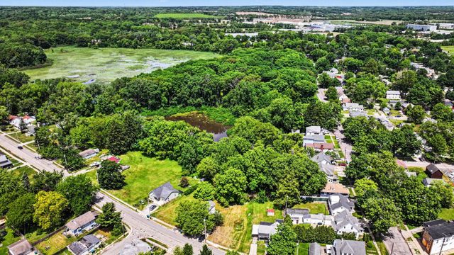 115 Mcclung Road, La Porte, IN 46350