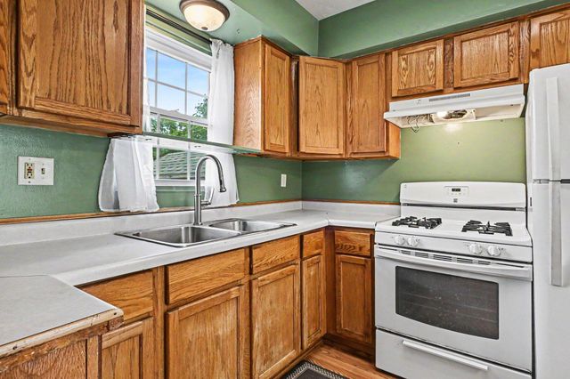 115 Mcclung Road, La Porte, IN 46350