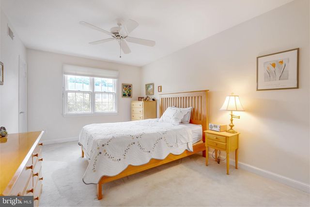 6323 BARRISTER PL, Alexandria, VA 22307