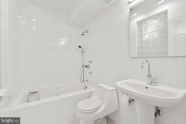 6323 BARRISTER PL, Alexandria, VA 22307