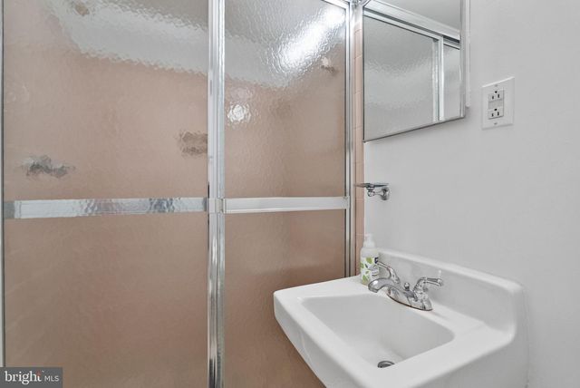 6323 BARRISTER PL, Alexandria, VA 22307