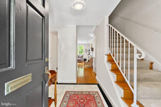 6323 BARRISTER PL, Alexandria, VA 22307