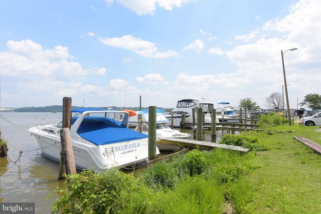 6323 BARRISTER PL, Alexandria, VA 22307