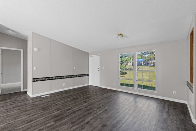 345 N Barron Road, Covington, TX 76636